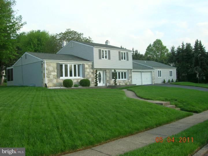 3755 Burns Road Huntingdon Valley, PA 19006 - Photo 1 of 24 Exterior Front