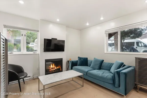 $1,650,000 | 805 East Cooper Avenue, Unit 2, Aspen, CO 81611