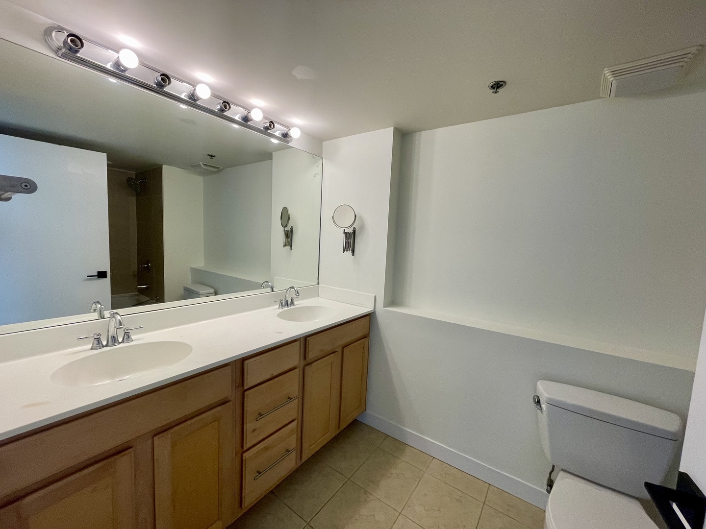 2 South Leavitt Street, Unit 304 Chicago, IL 60612 - Photo 6 of 19