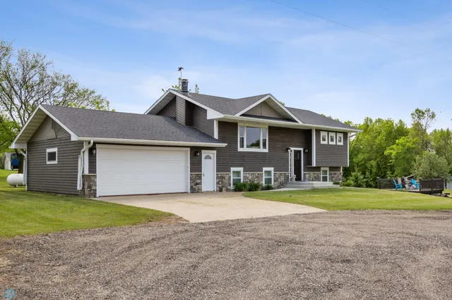 $449,000 | 18117 Cherry Creek Lane, Detroit Lakes, MN 56501