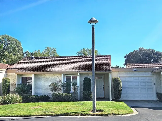 $3,700 | 3149 Via Vista, Unit B, Laguna Woods, CA 92637