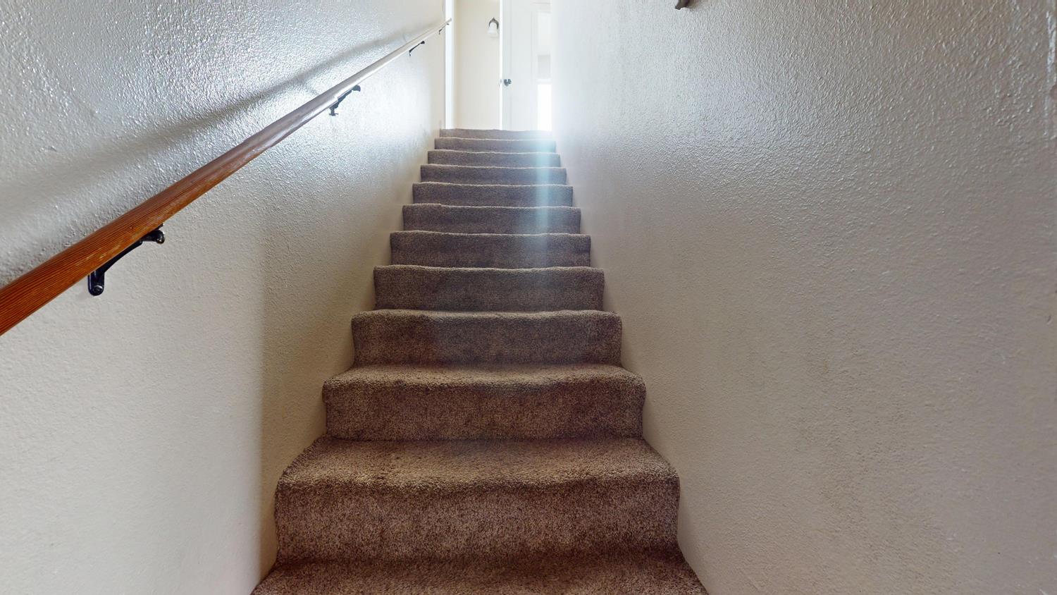 1526 8th Street Firebaugh, CA 93622 - Photo 42 of 57 a view of entryway