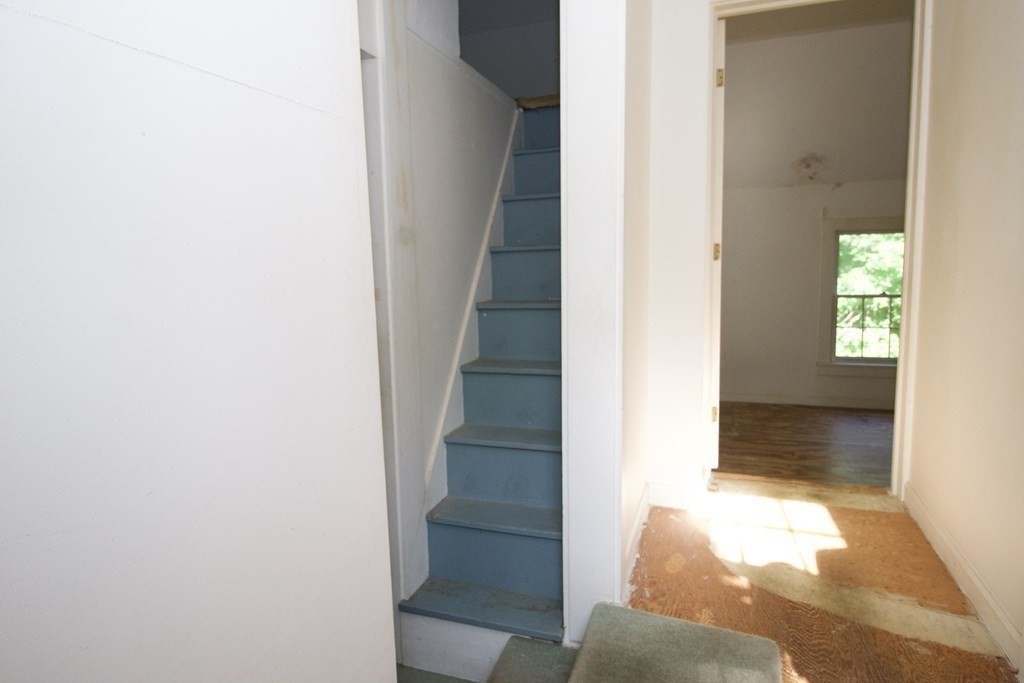 33 Stinson Road Andover, MA 01810 - Photo 27 of 40