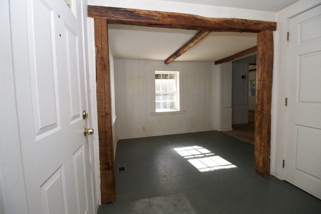 33 Stinson Road Andover, MA 01810 - Photo 7 of 40