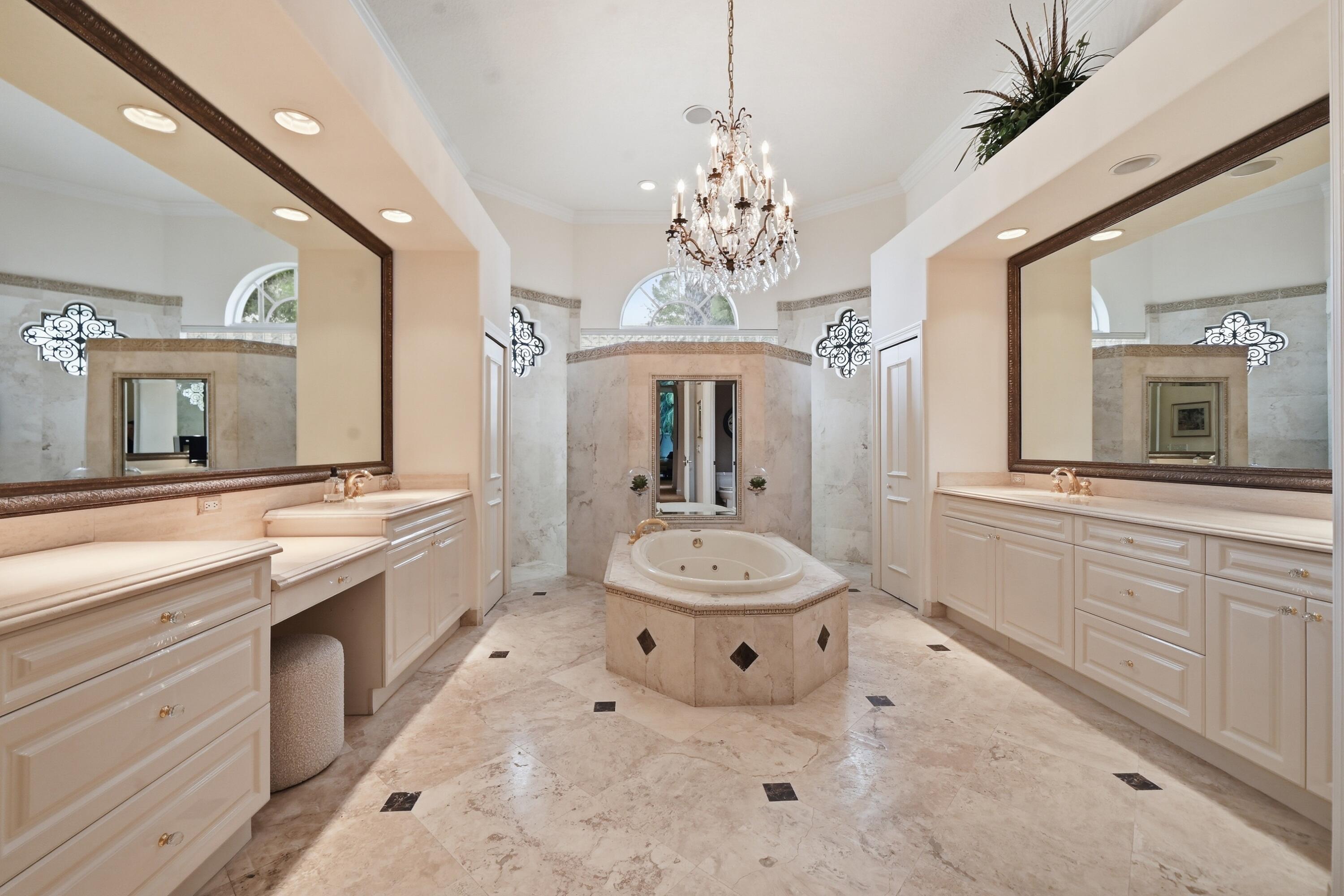 2425 Northwest 49th Lane Boca Raton, FL 33431 - Photo 17 of 57 Jacuzzi Tub