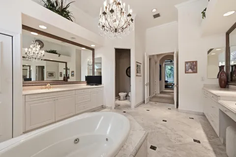 $2,475,000 | 2425 Northwest 49th Lane, Boca Raton, FL 33431