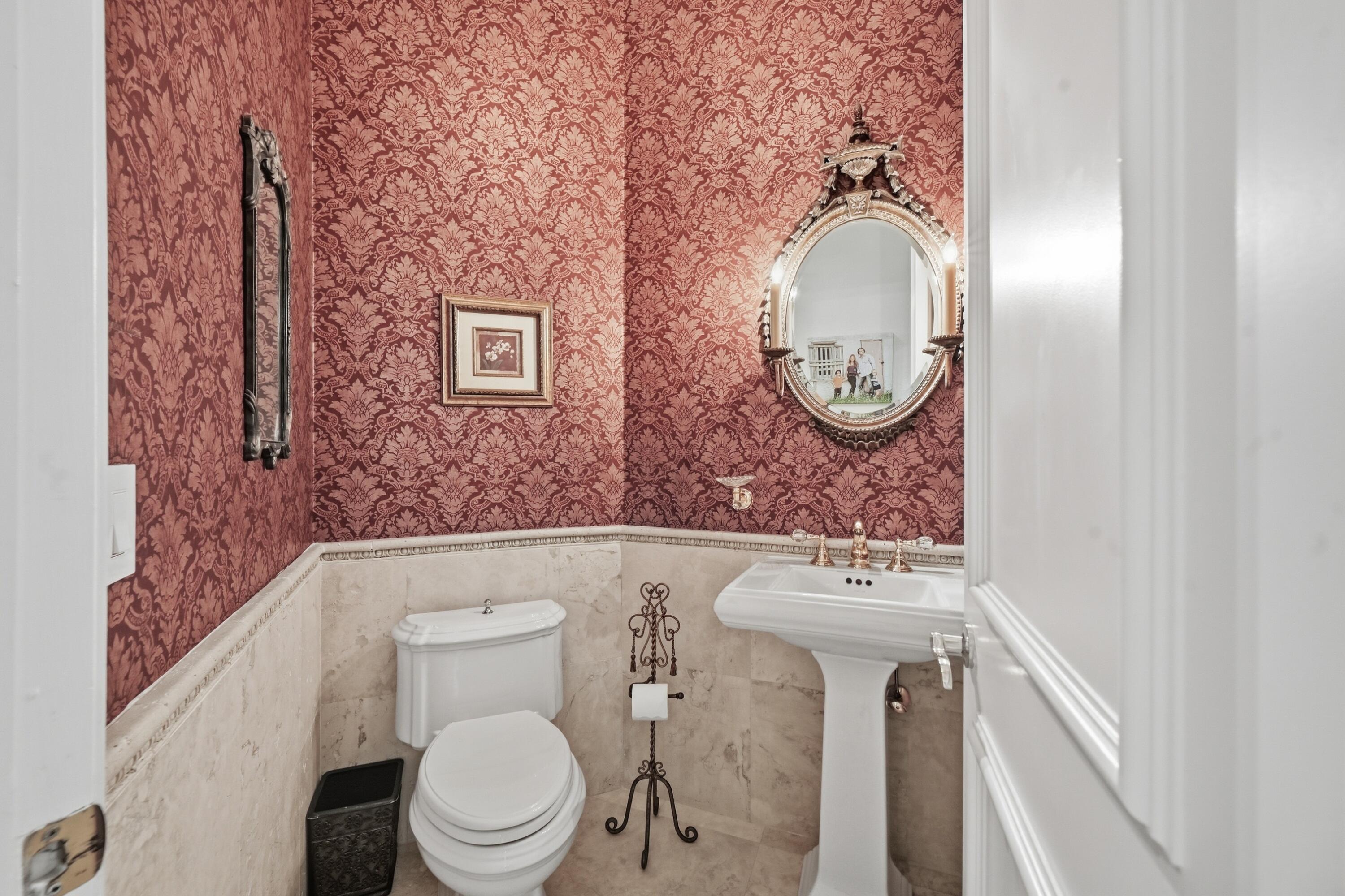 2425 Northwest 49th Lane Boca Raton, FL 33431 - Photo 22 of 57 Powder Room