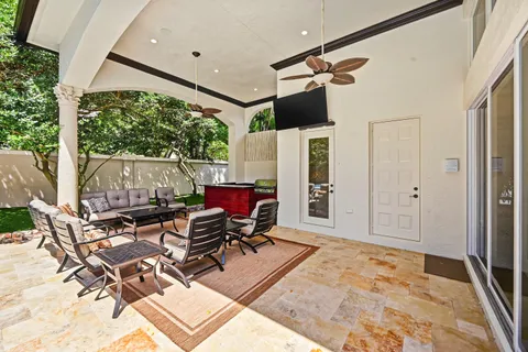 $2,475,000 | 2425 Northwest 49th Lane, Boca Raton, FL 33431