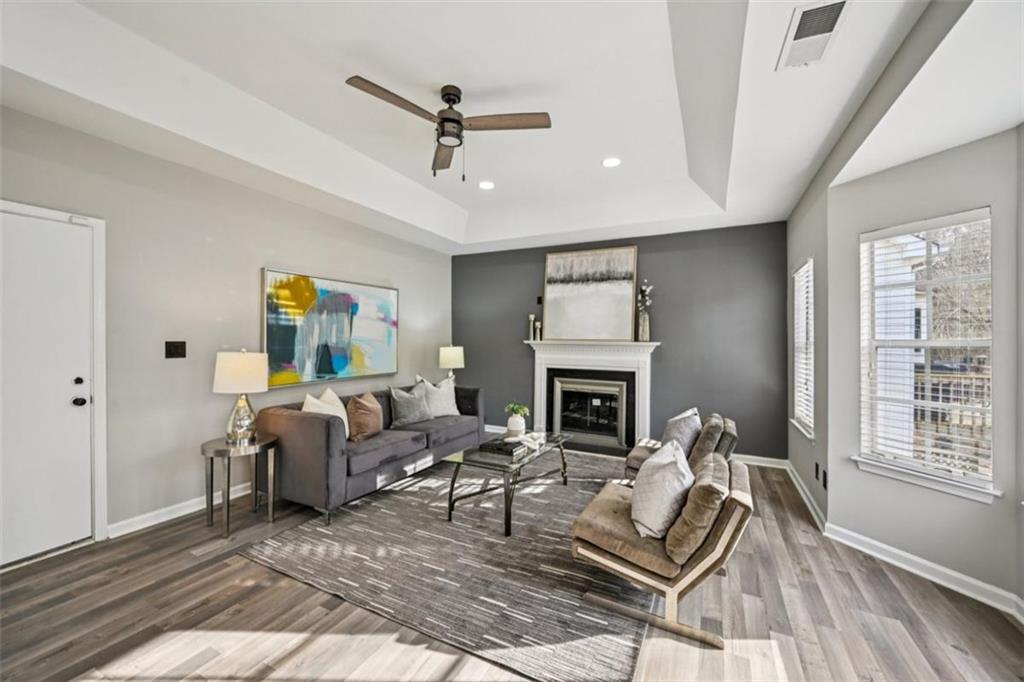 2985 Patty Hollow Decatur, GA 30034 - Photo 4 of 56