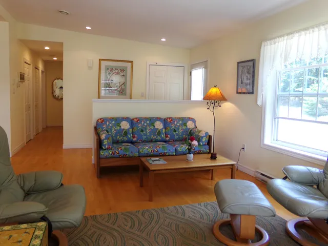 $695,000 | 73 Taunton Bay Shores Road, Franklin, ME 04634