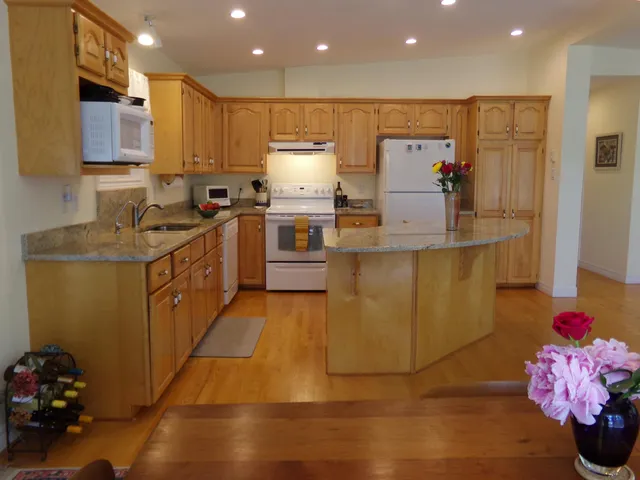 $695,000 | 73 Taunton Bay Shores Road, Franklin, ME 04634