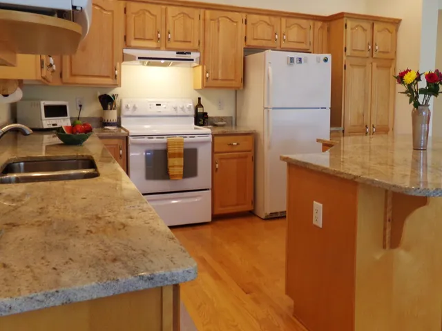 $695,000 | 73 Taunton Bay Shores Road, Franklin, ME 04634