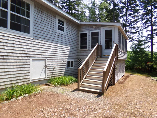 $695,000 | 73 Taunton Bay Shores Road, Franklin, ME 04634