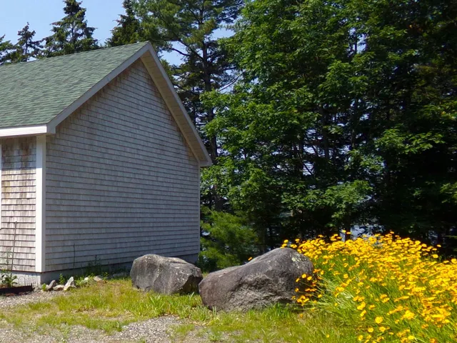 $695,000 | 73 Taunton Bay Shores Road, Franklin, ME 04634