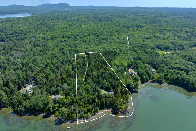 $695,000 | 73 Taunton Bay Shores Road, Franklin, ME 04634
