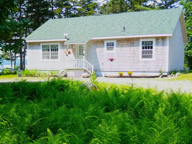 $695,000 | 73 Taunton Bay Shores Road, Franklin, ME 04634