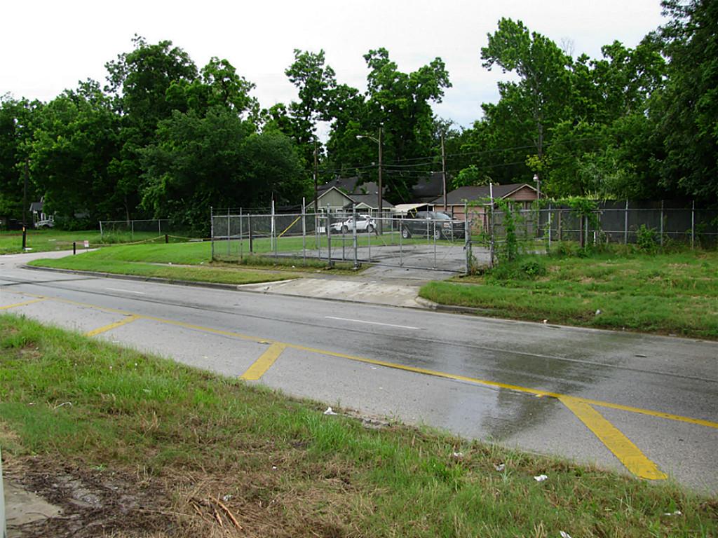 0 North North Loop Houston, TX 77008 - Photo 12 of 17