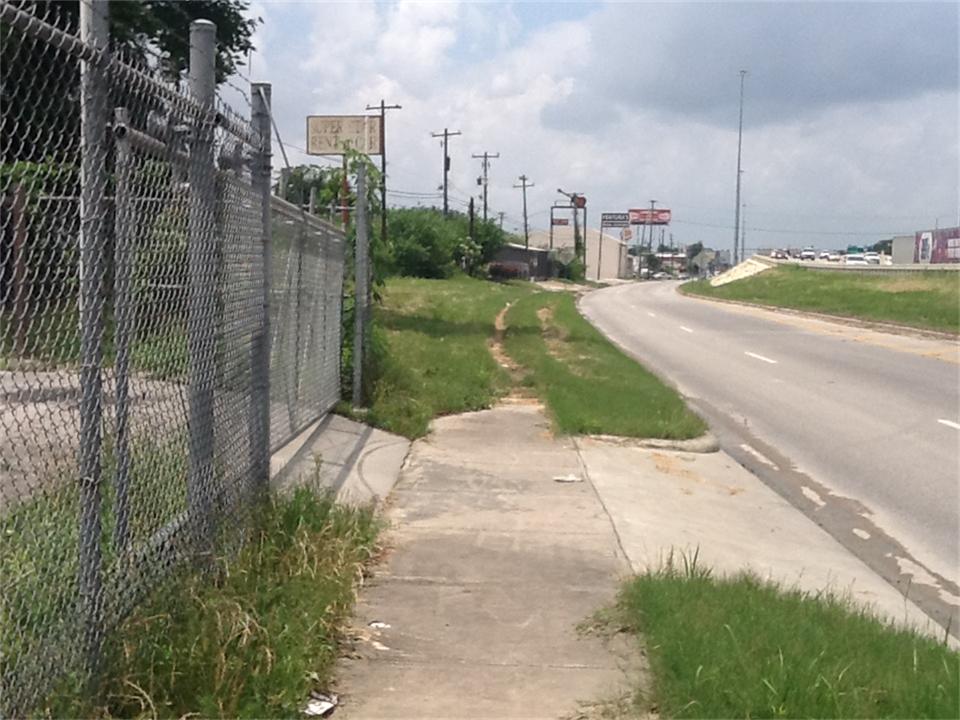 0 North North Loop Houston, TX 77008 - Photo 6 of 17 West view from corner of gated lot, Additional photos to come soon