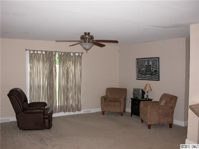 296 Diggs Road Wadesboro, NC 28170 - Photo 3 of 13 Gallery Image 3