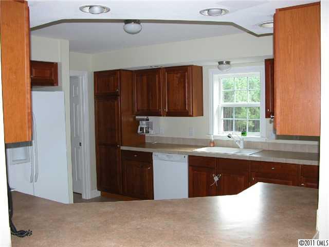 296 Diggs Road Wadesboro, NC 28170 - Photo 4 of 13 Gallery Image 4