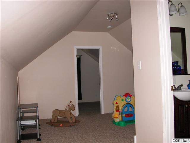296 Diggs Road Wadesboro, NC 28170 - Photo 8 of 13 Gallery Image 8