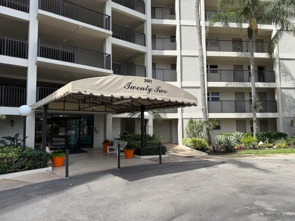 $2,200 | 2681 South Course Drive, Unit 511, Pompano Beach, FL 33069