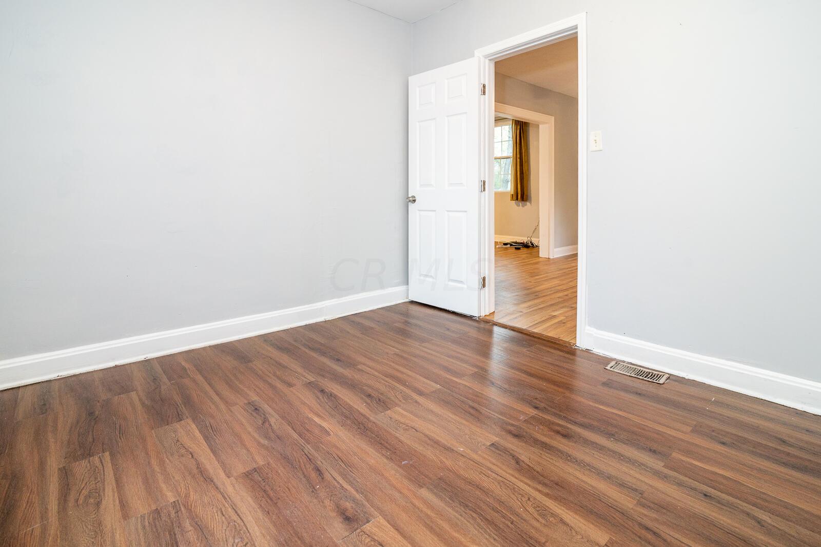 2177 Agler Road Columbus, OH 43211 - Photo 17 of 37 2177 Alger-14