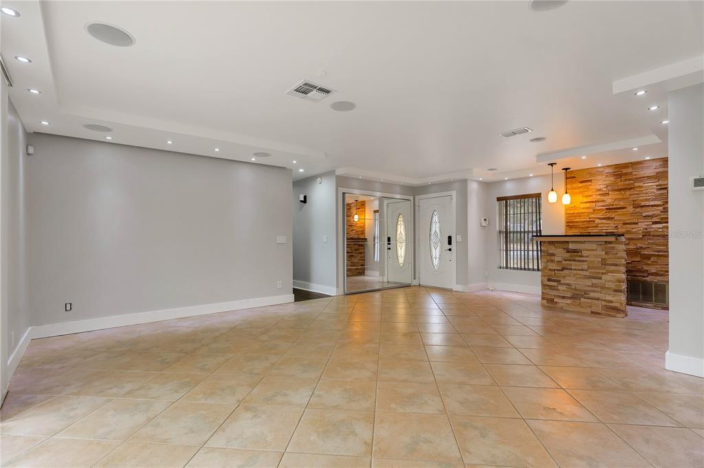 283 North Ranger Boulevard Winter Park, FL 32792 - Photo 5 of 22