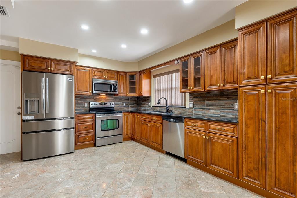 283 North Ranger Boulevard Winter Park, FL 32792 - Photo 7 of 22