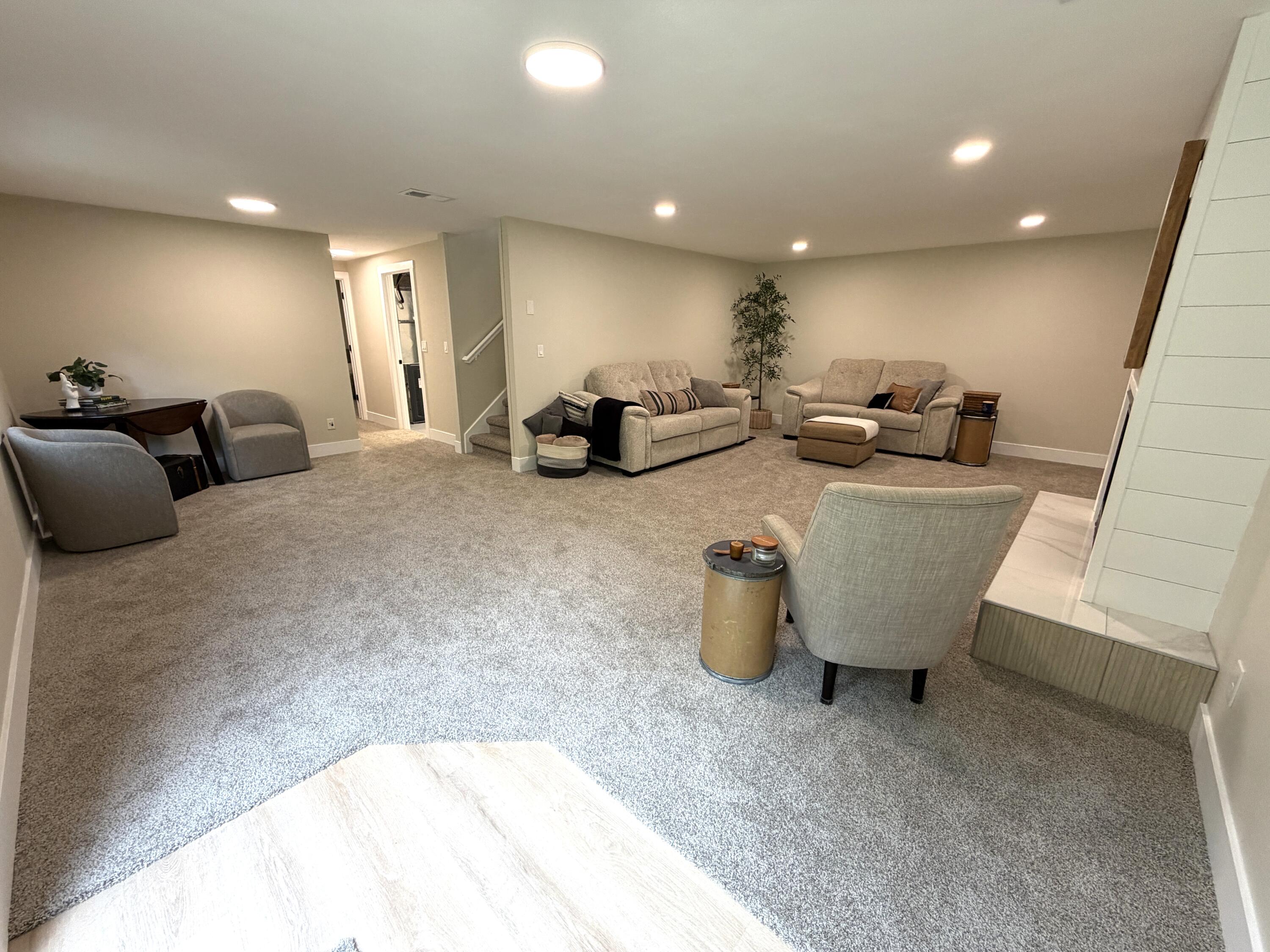 189 McIntosh Road East La Crescent, MN 55947 - Photo 15 of 33 Family Room
