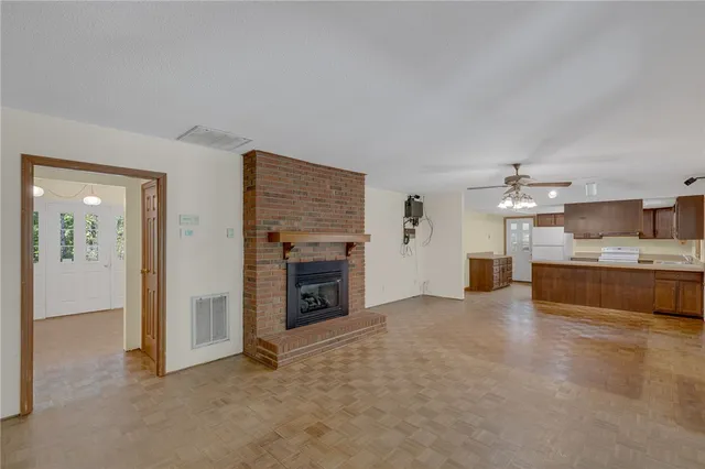 $850,000 | 595 Morris Lane, West Union, SC 29696