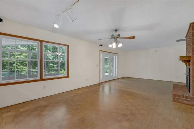 $850,000 | 595 Morris Lane, West Union, SC 29696