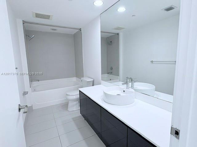 31 Southeast 6th Street, Unit 2001 Miami, FL 33131 - Photo 10 of 10
