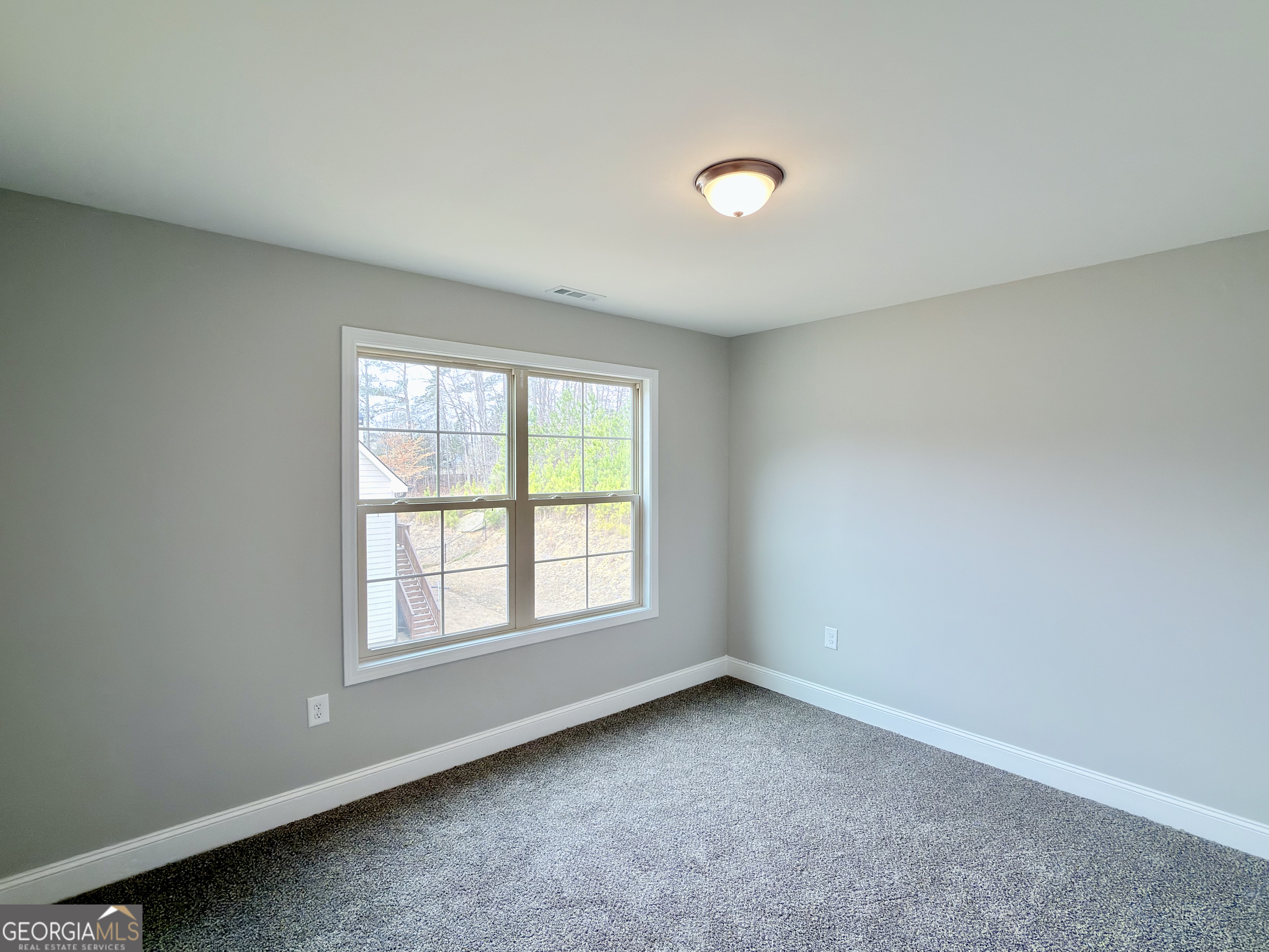 8 Bush Arbor Place Rome, GA 30165 - Photo 34 of 42 an empty room with a window