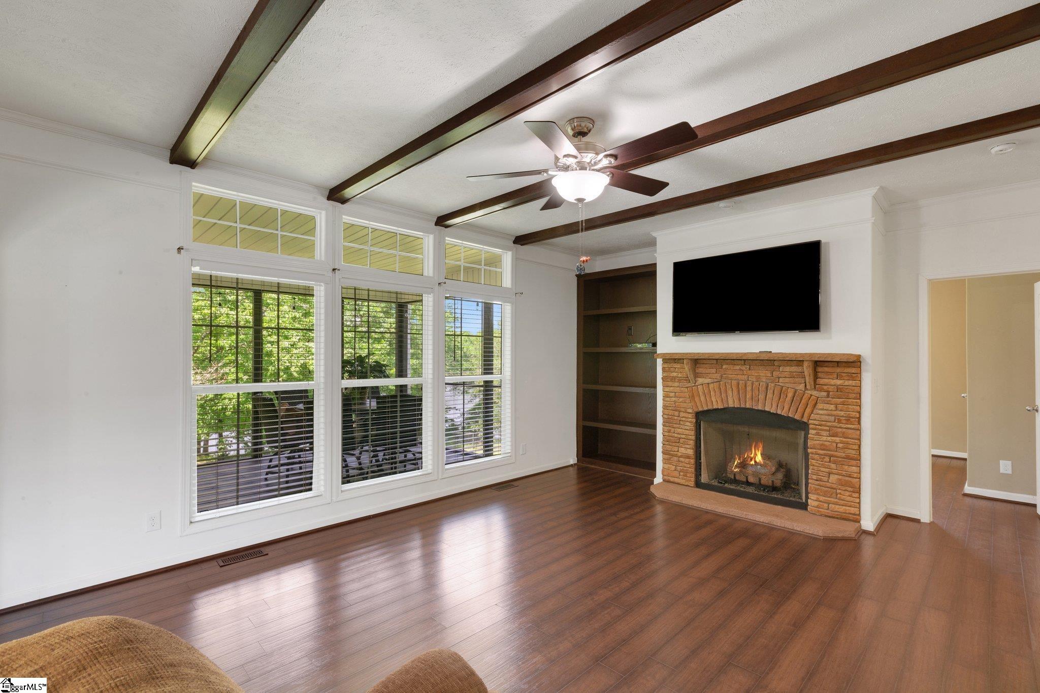 1893 Lake Cunningham Road Greer, SC 29651 - Photo 12 of 26 Gallery Image 12