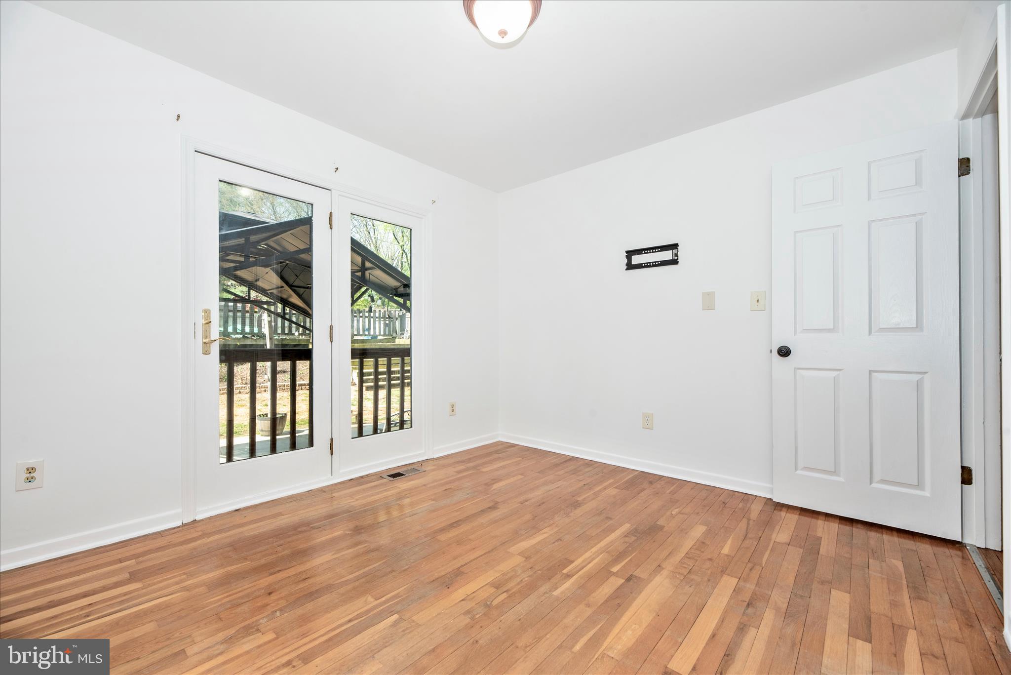 1403 Streaker Road Sykesville, MD 21784 - Photo 38 of 57 Bedroom 3
