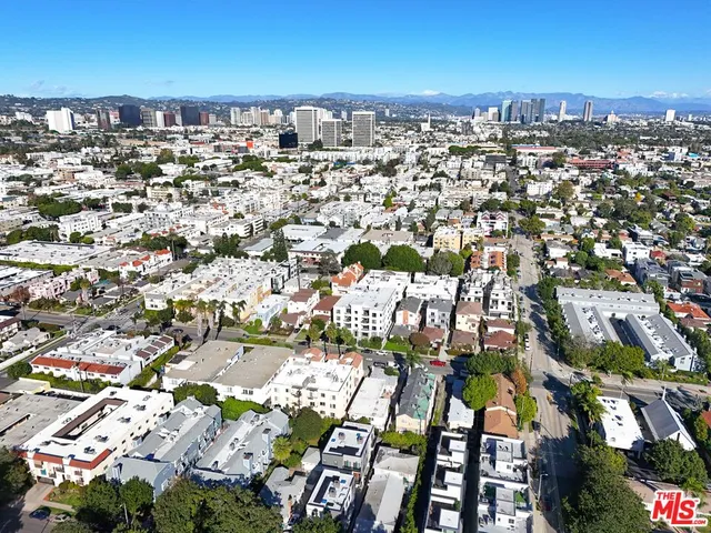 $1,800,000 | 1851 South Barrington Avenue, Los Angeles, CA 90025