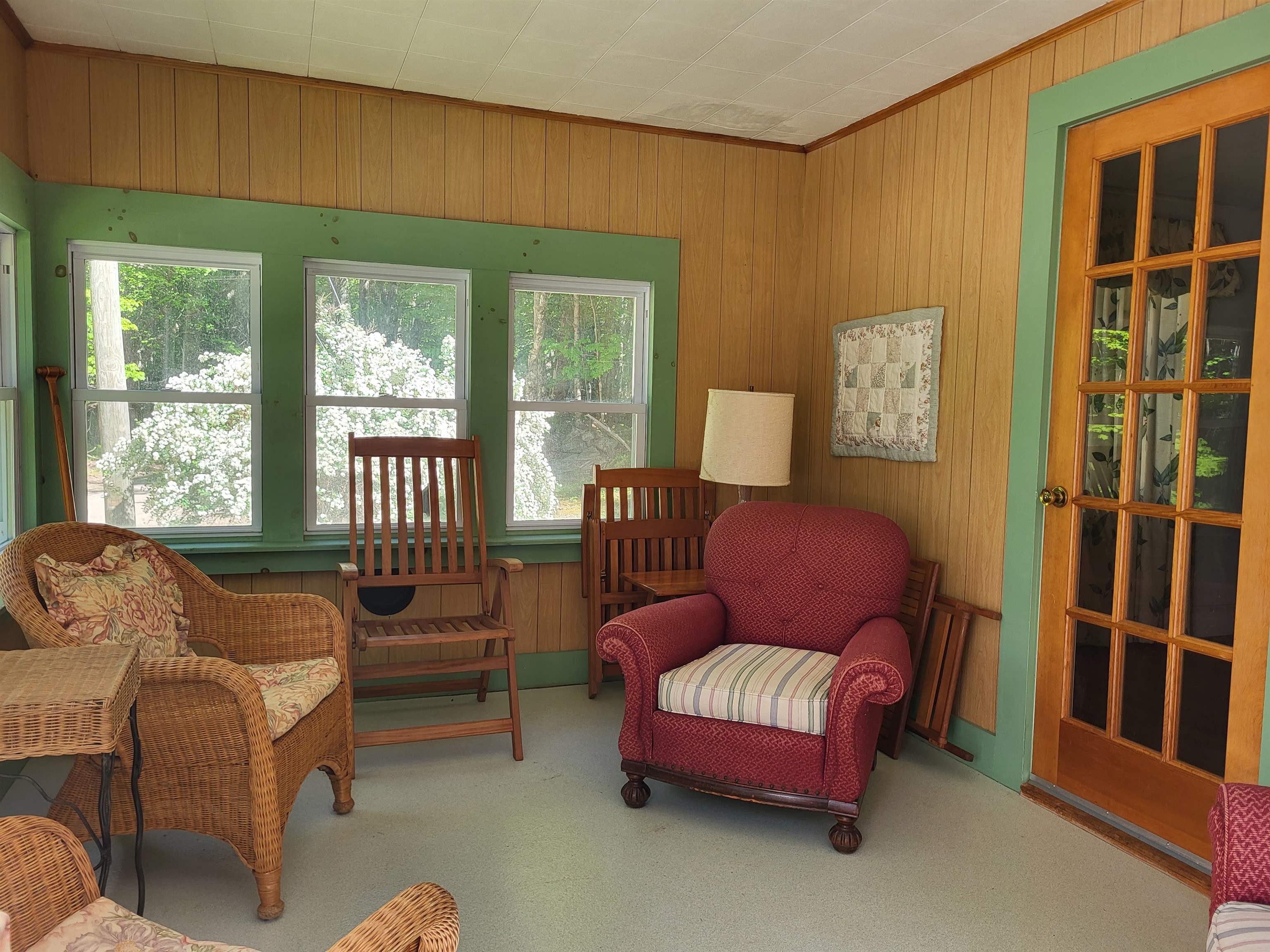 143 Martin Road Weare, NH 03281 - Photo 4 of 28