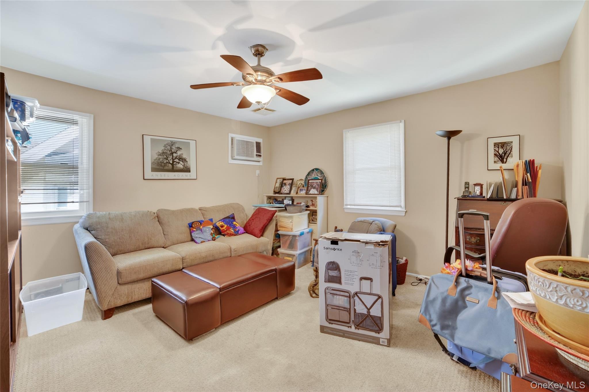 276 5th Avenue New Rochelle, NY 10801 - Photo 20 of 40 a living room with furniture