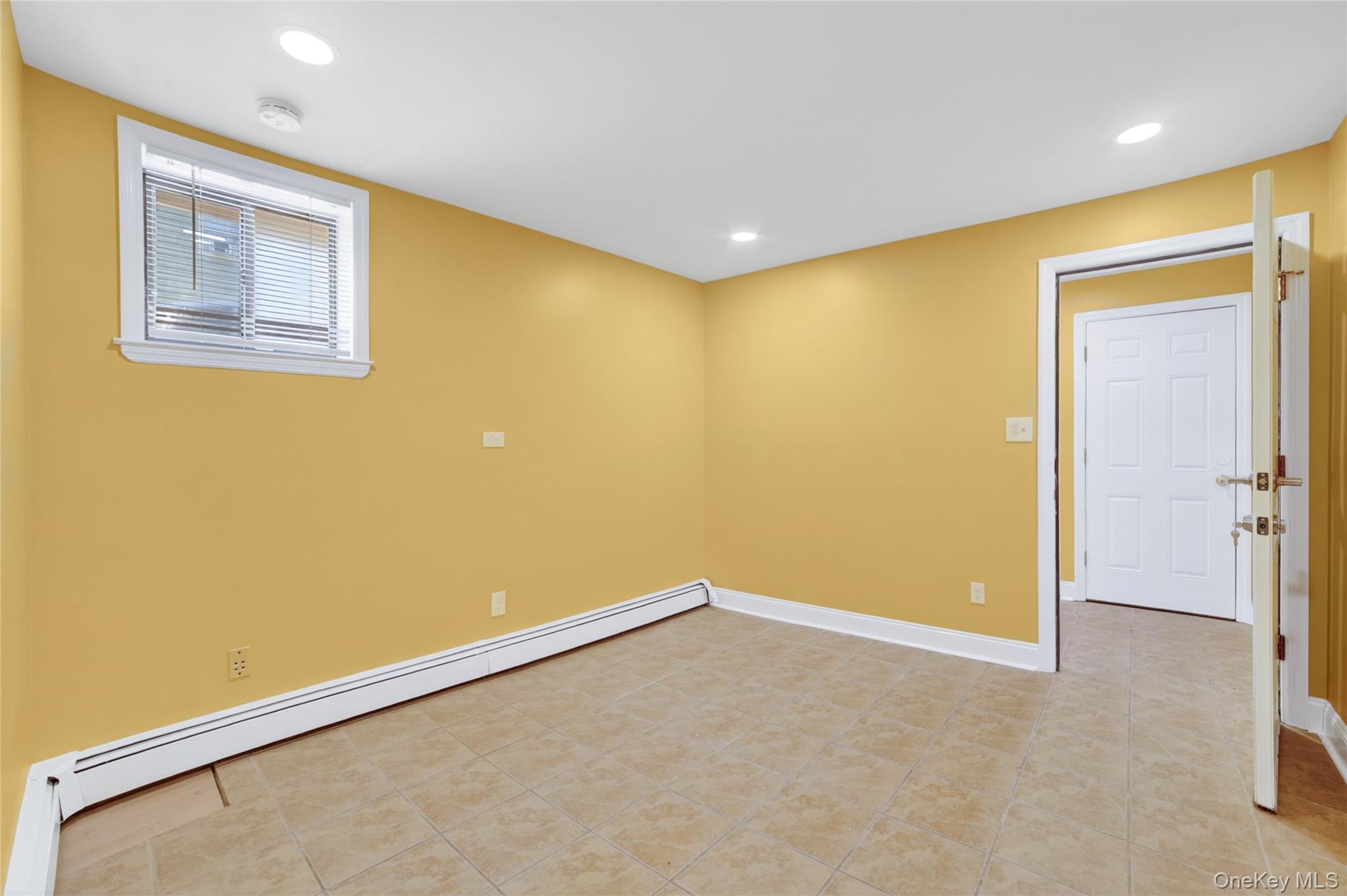 276 5th Avenue New Rochelle, NY 10801 - Photo 26 of 40 a view of an empty room