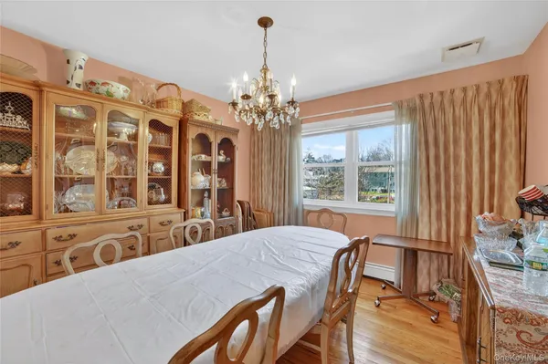 $1,299,999 | 276 5th Avenue, New Rochelle, NY 10801