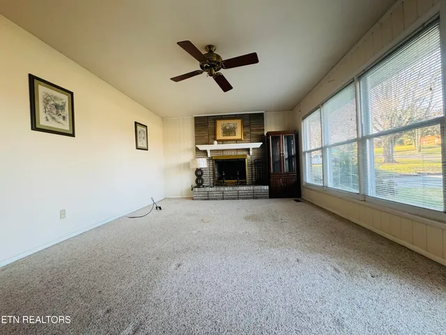 $269,900 | 508 Scenic Drive, Clinton, TN 37716