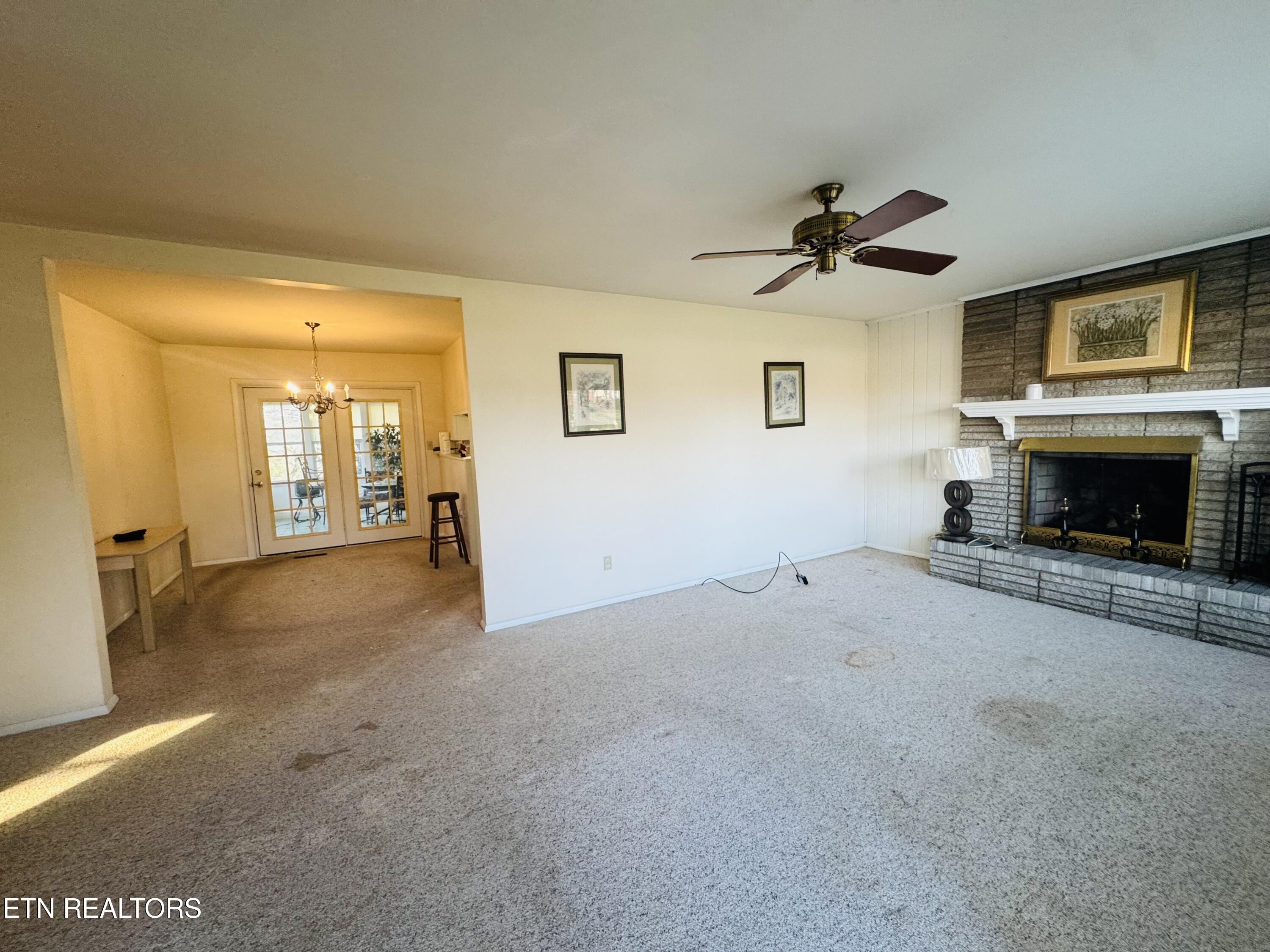 508 Scenic Drive Clinton, TN 37716 - Photo 13 of 33 IMG_3308