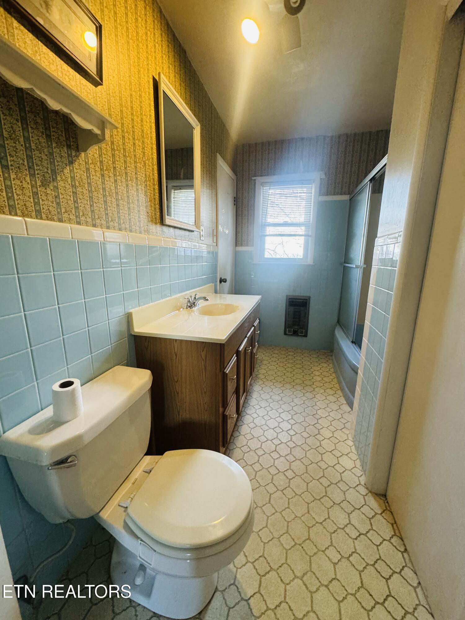 508 Scenic Drive Clinton, TN 37716 - Photo 22 of 33 IMG_3310