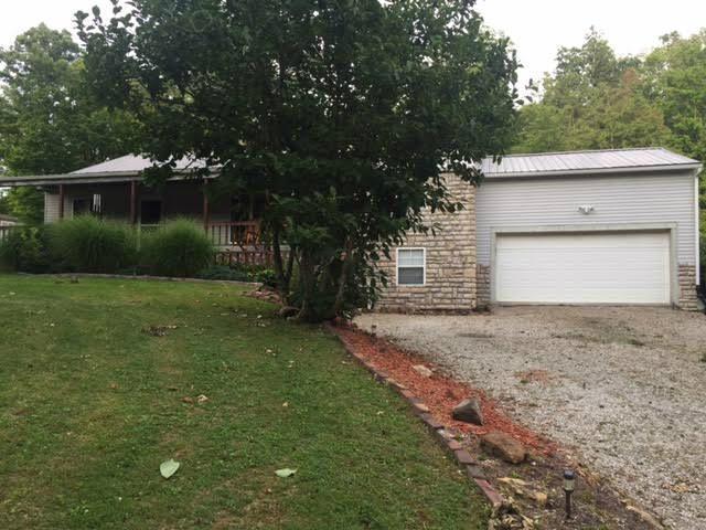 5451 Fairmount Road Newark, OH 43056 - Photo 3 of 40