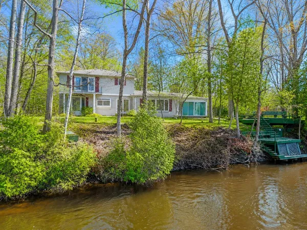 $475,000 | 620 West Court, Mount Pleasant, MI 48858