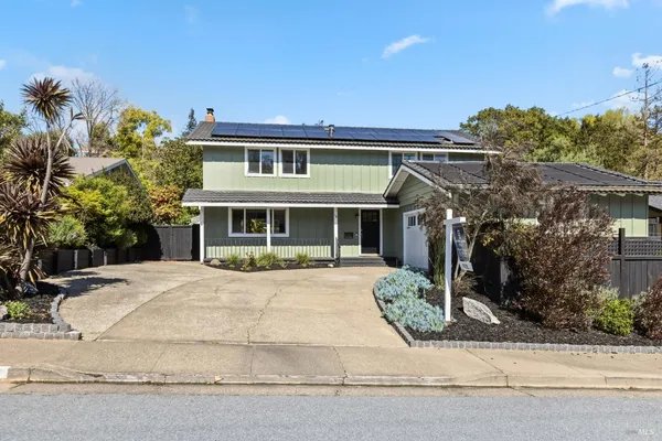 $1,459,000 | 38 Twelveoak Hill Drive, San Rafael, CA 94903