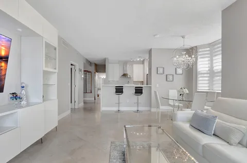 $10,000 | 3606 South Ocean Boulevard, Unit 108, Highland Beach, FL 33487