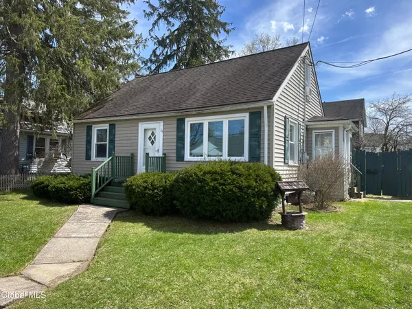 $139,900 | 34 Franklin Street, Gloversville, NY 12078