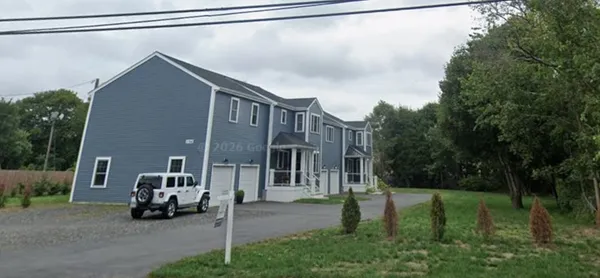 $549,000 | 294 Huttleston Avenue, Unit 1, Fairhaven, MA 02719